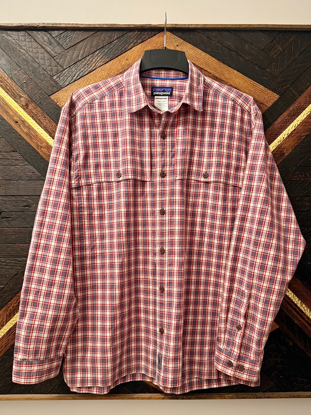 Patagonia Men’s Large Island Hopper II Fishing Shirt